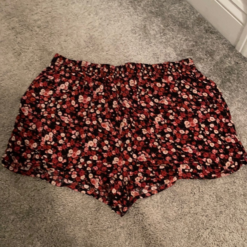 Flowy shorts with pockets!